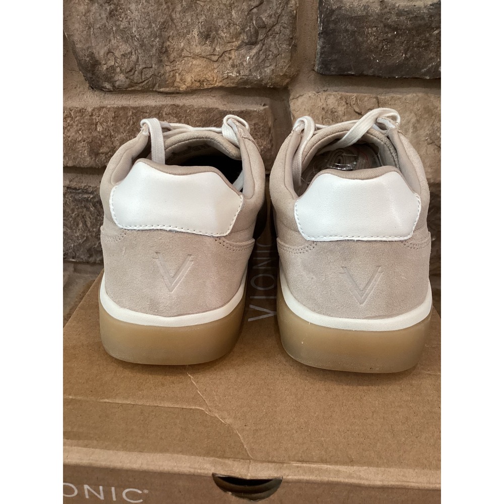 Vionic City Walk Womens Size 10 Wide Beige Suede Sneakers Low Top Gum Sole New - Picture 7 of 8